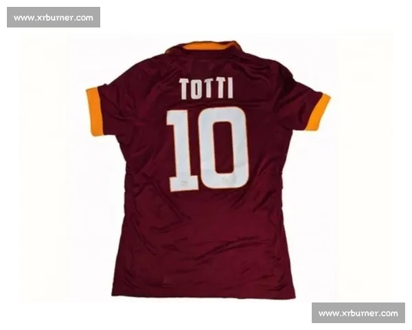 西班牙第四级别球队推出罗马主题球衣，托蒂名言镌刻永恒忠诚